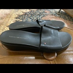 Vintage Tommy Hilfiger Black Platform Slides